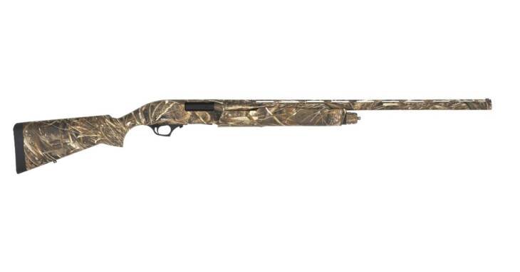 CobraMax 7E913: Durable, camo shotgun designed for precision and stealth in hunting environments.