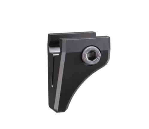 Durable L-shaped mounting bracket FG0685 with precision slot and sleek matte black finish.