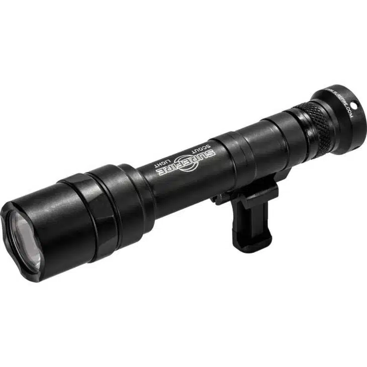 Durable tactical flashlight M640UB606: lightweight, versatile, with ergonomic design for various applications.